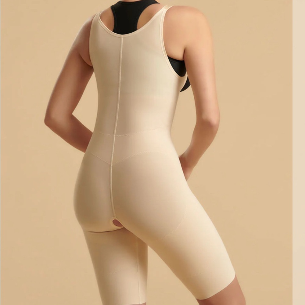 Woman’s Surgery Recovery Garments - Picture 2 of 11
